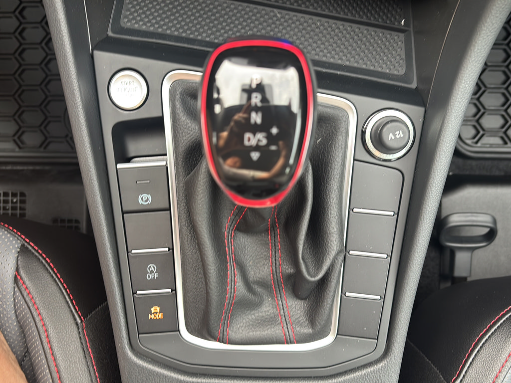 New 2026 Volkswagen Jetta GLI Autobahn FWD image 27