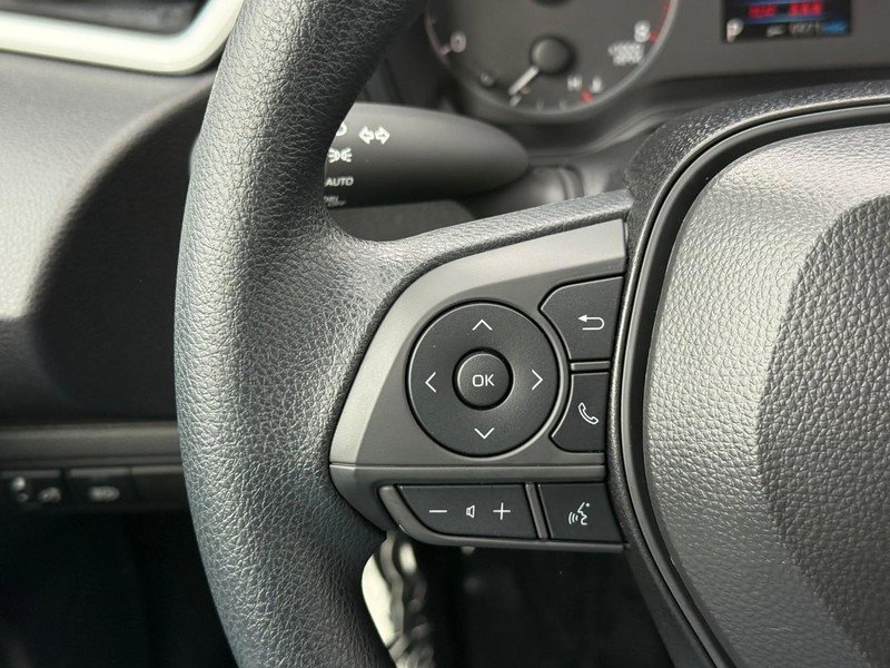 Certified 2025 Toyota Corolla LE image 20