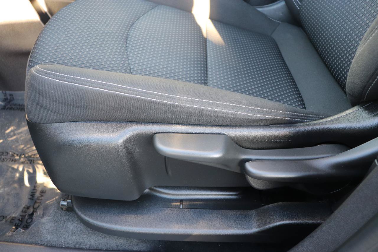 Used 2024 GMC Terrain SLE AWD/4WD image 43
