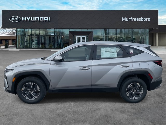 New 2026 Hyundai Tucson Blue SE w/ Tow & Go Package AWD/4WD image 2