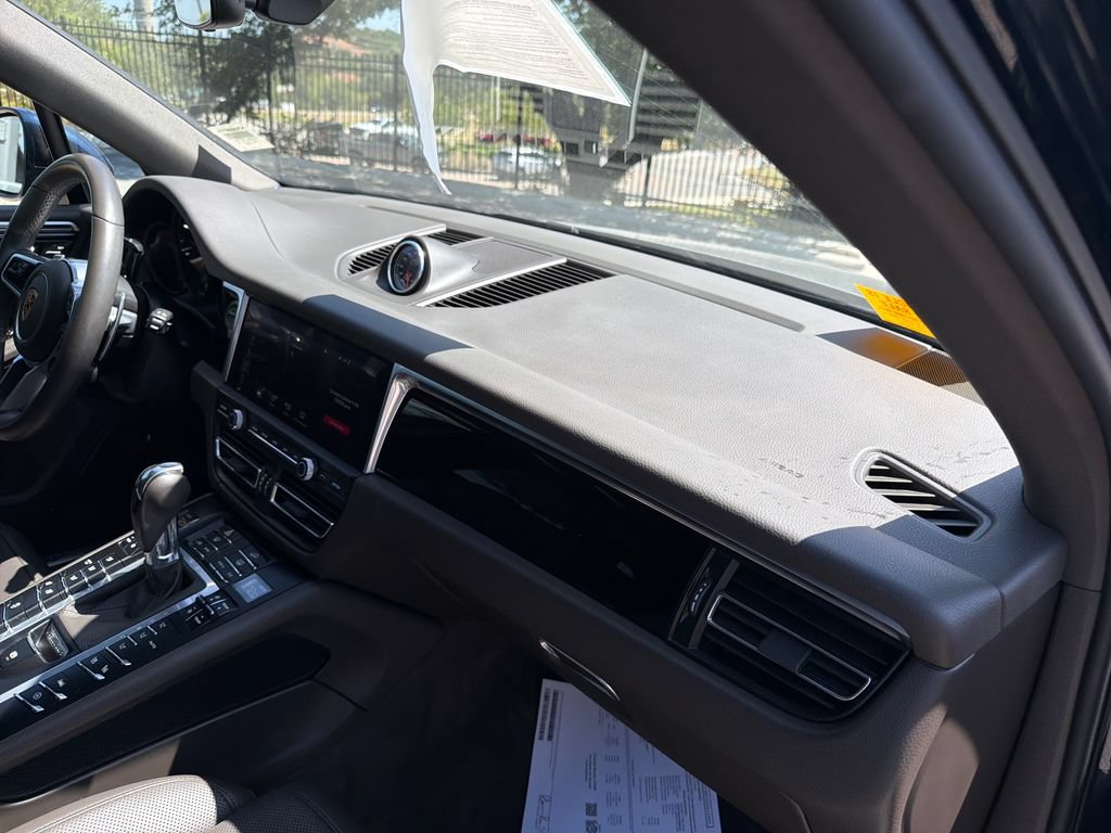 Used 2020 Porsche Macan S AWD/4WD image 40