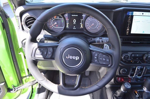 New 2025 Jeep Wrangler Unlimited Rubicon 392 image 18