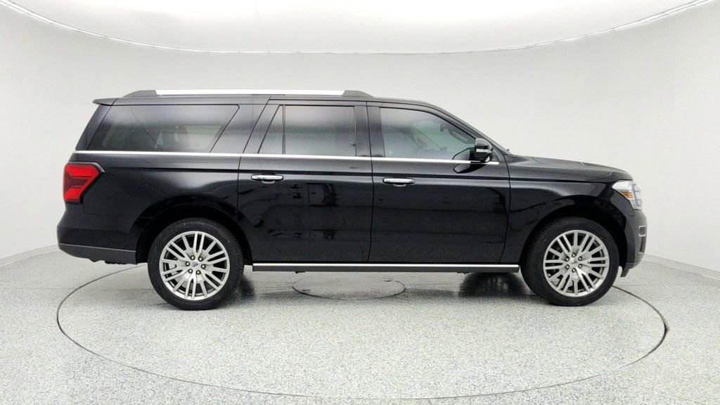Used 2022 Ford Expedition Max Limited image 4