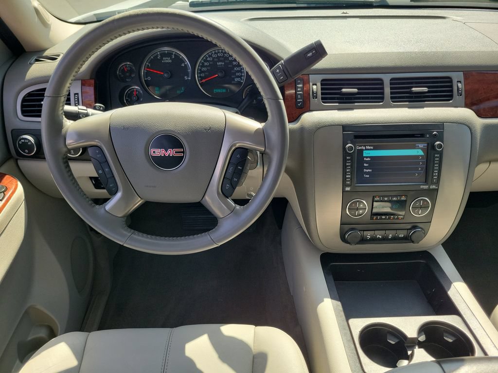 Used 2013 GMC Sierra 3500 SLT w/ SLT Convenience Package AWD/4WD image 4
