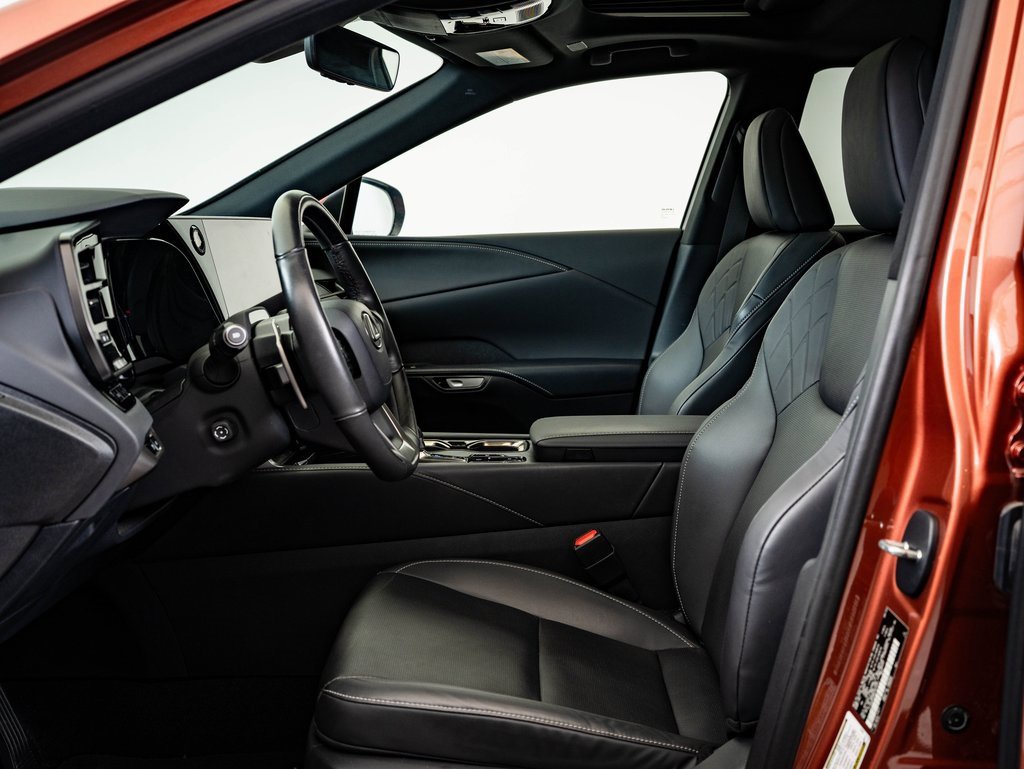 Certified 2024 Lexus RX 350h w/ Convenience Package image 22