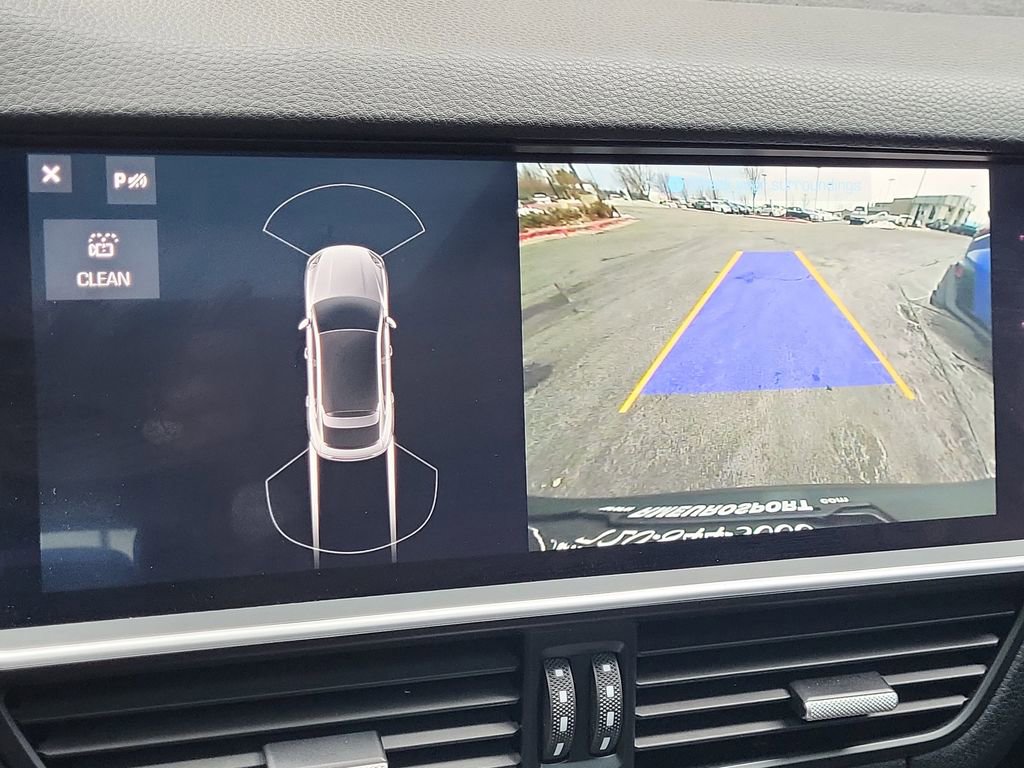 Used 2020 Porsche Cayenne image 26