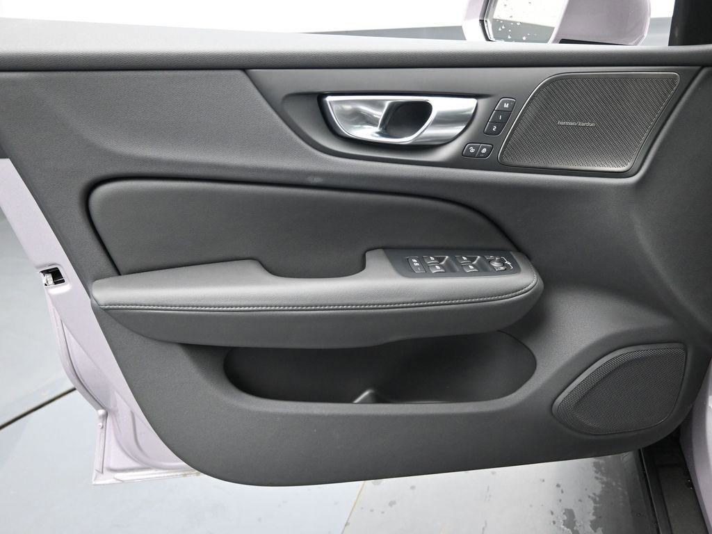 New 2026 Volvo V60 B5 Cross Country Plus w/ Climate Package image 22