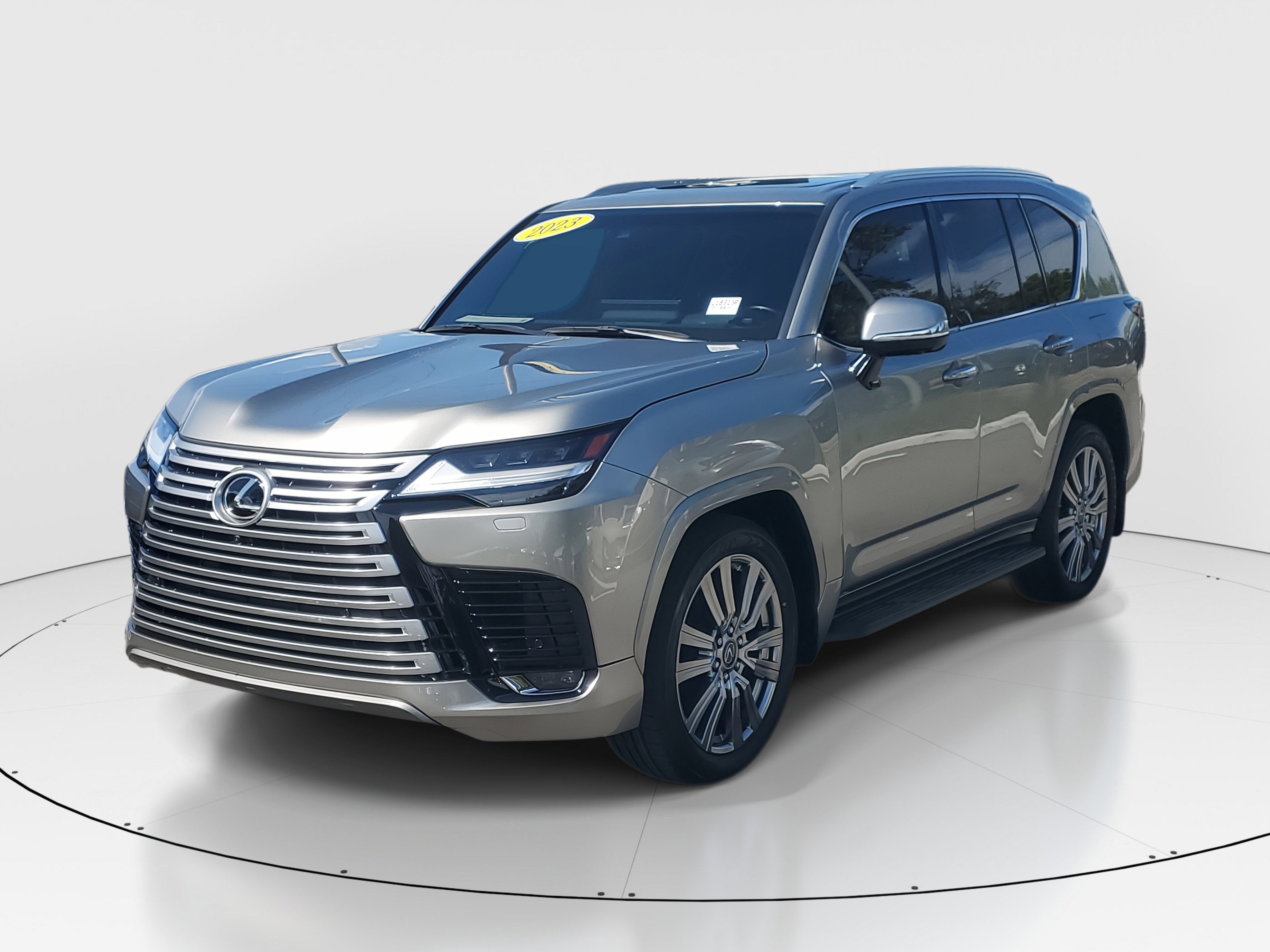 Used 2023 Lexus LX 600 4WD w/ Ultra Luxury Package image 4