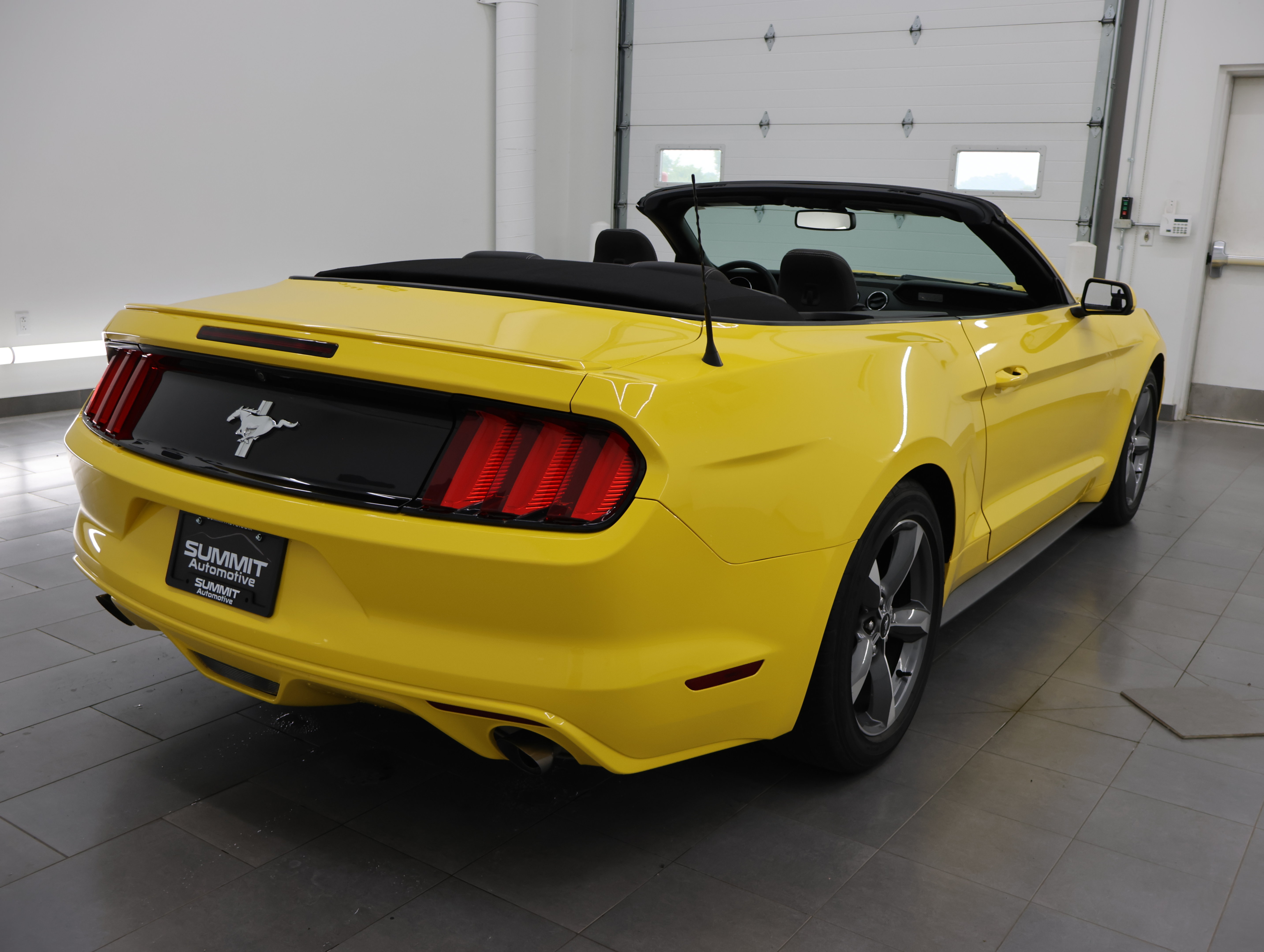 Used 2016 Ford Mustang Convertible w/ Equipment Group 051A RWD image 55