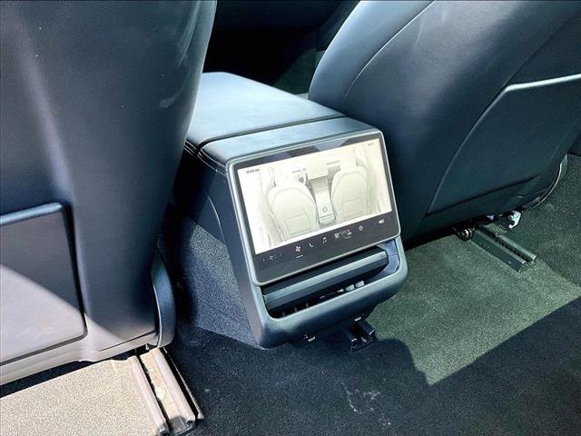 Used 2025 Tesla Model 3 Long Range RWD image 23