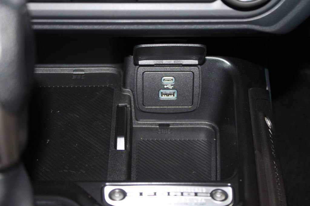 New 2025 Ford Bronco 4-Door image 36