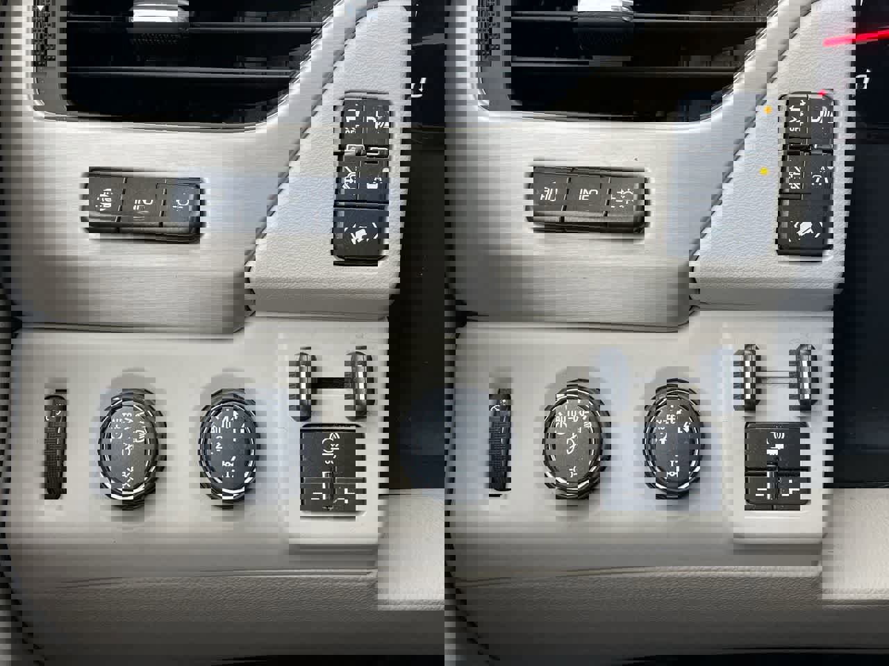 Used 2016 GMC Yukon Denali w/ Open Road Package image 33