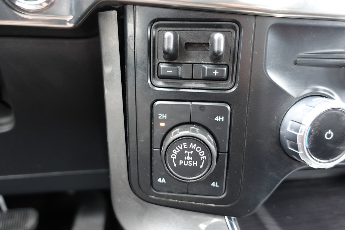 Used 2023 Ford F150 Lariat w/ Equipment Group 502A High AWD/4WD image 59