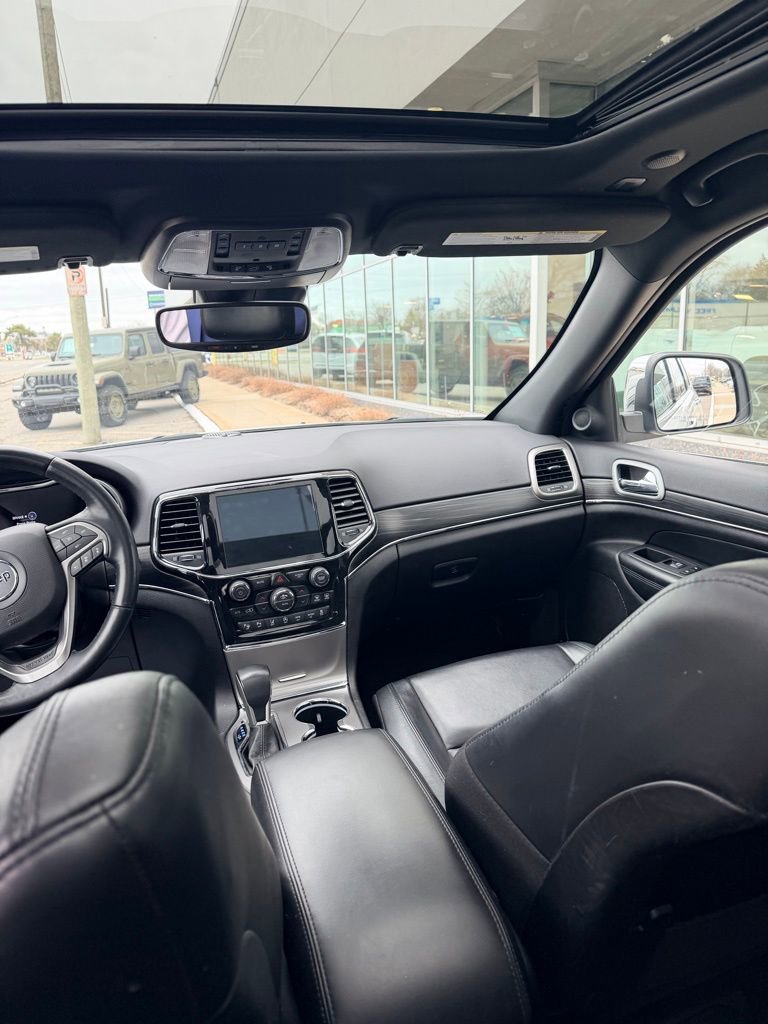 Used 2022 Jeep Grand Cherokee Limited w/ Tech Group image 6