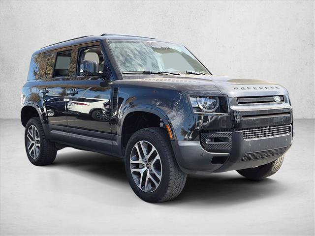 Used 2022 Land Rover Defender 110 SE AWD/4WD image 3