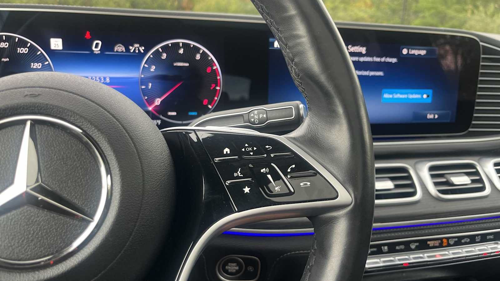 Certified 2024 Mercedes-Benz GLE 450 4MATIC image 41