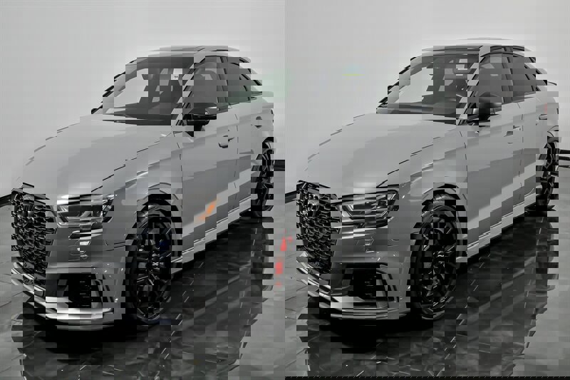 Used 2019 Audi RS 3 w/ Technology Package image 5