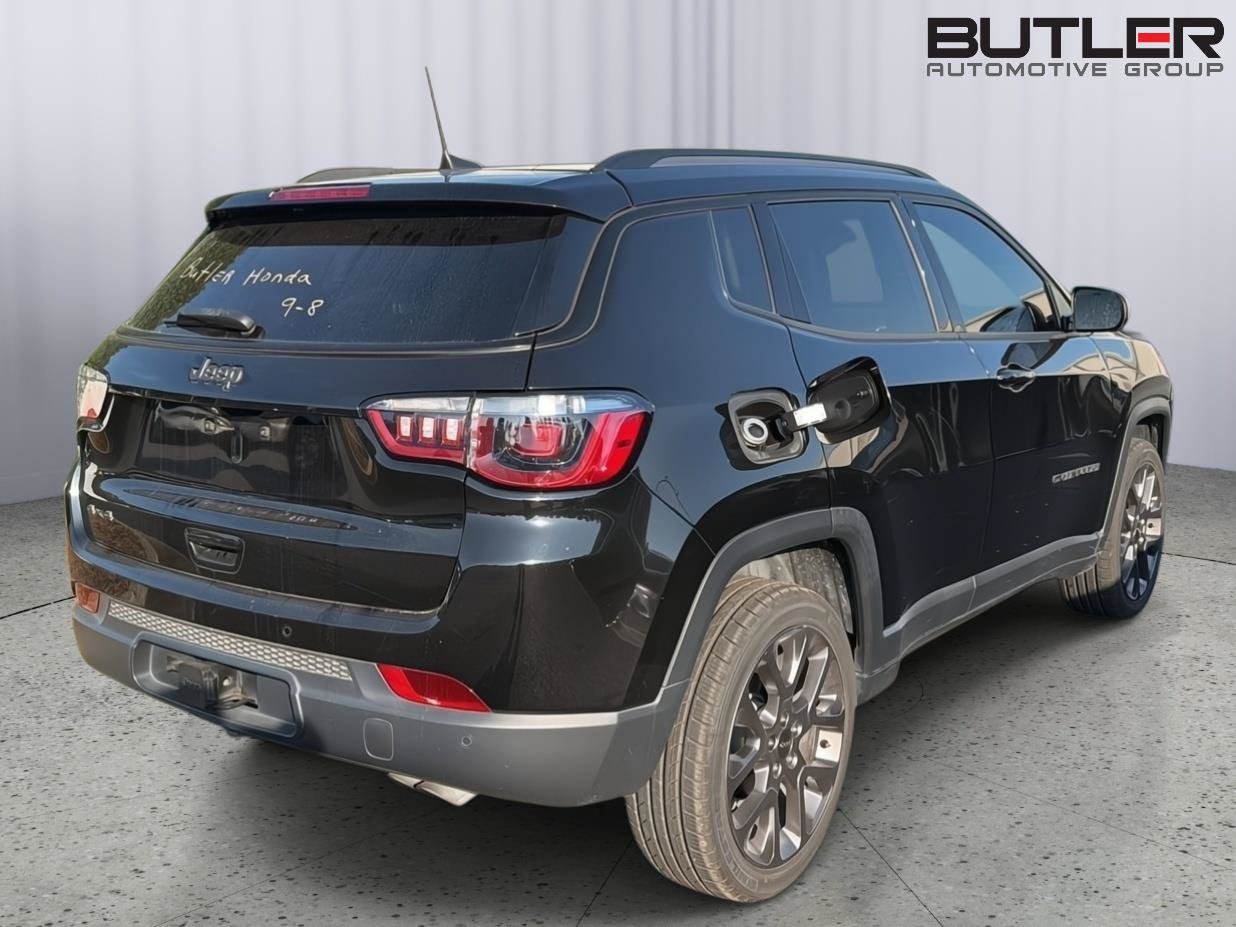 Used 2021 Jeep Compass Latitude w/ Sun and Sound Group AWD/4WD image 8