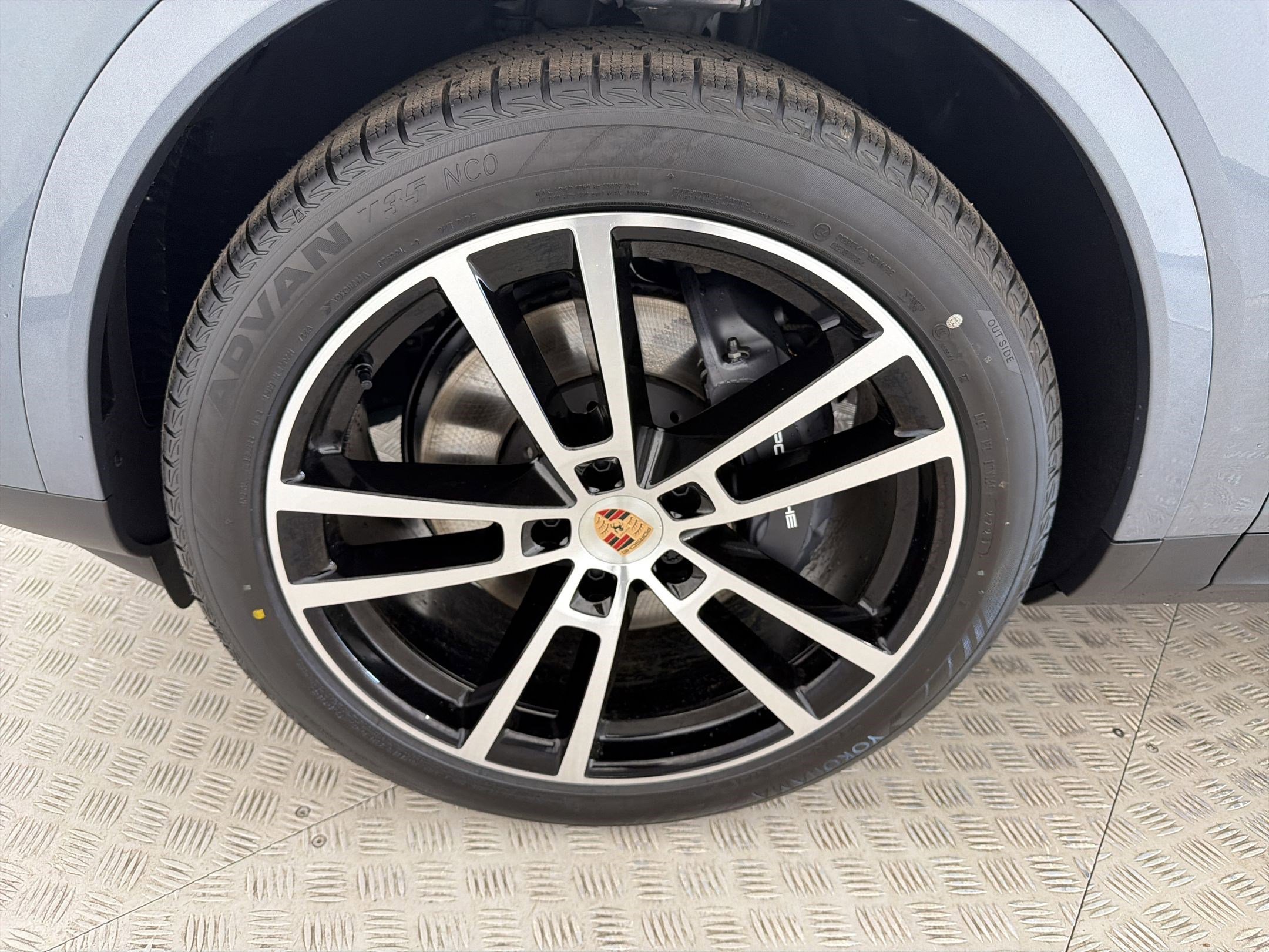 New 2026 Porsche Cayenne AWD/4WD image 12