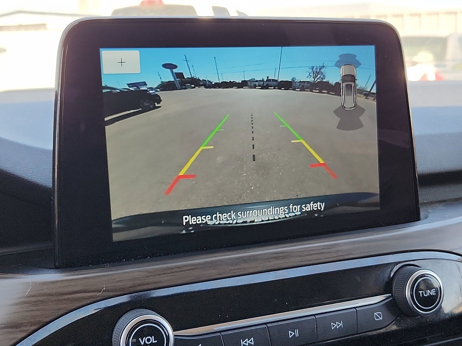 Used 2020 Ford Escape Titanium image 14