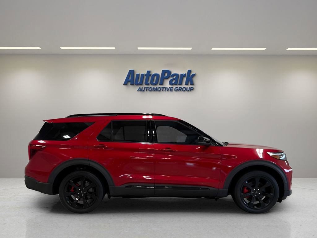 Used 2020 Ford Explorer ST w/ ST Street Pack image 8