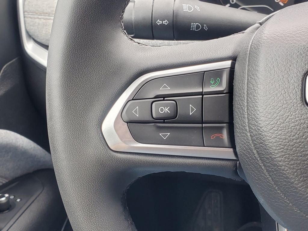 Used 2023 Jeep Compass Latitude AWD/4WD image 13