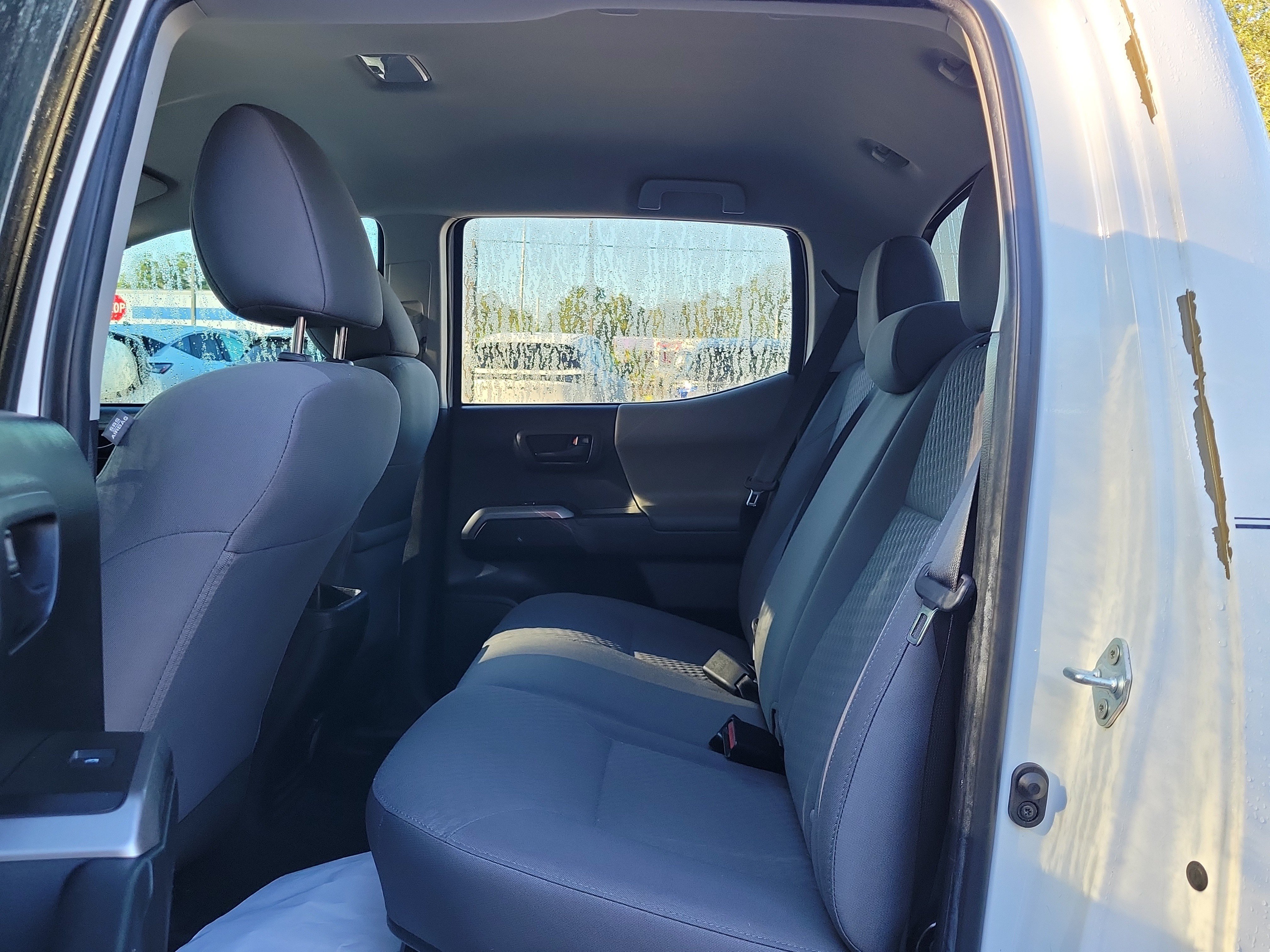 Used 2022 Toyota Tacoma SR5 w/ Technology Package RWD image 10