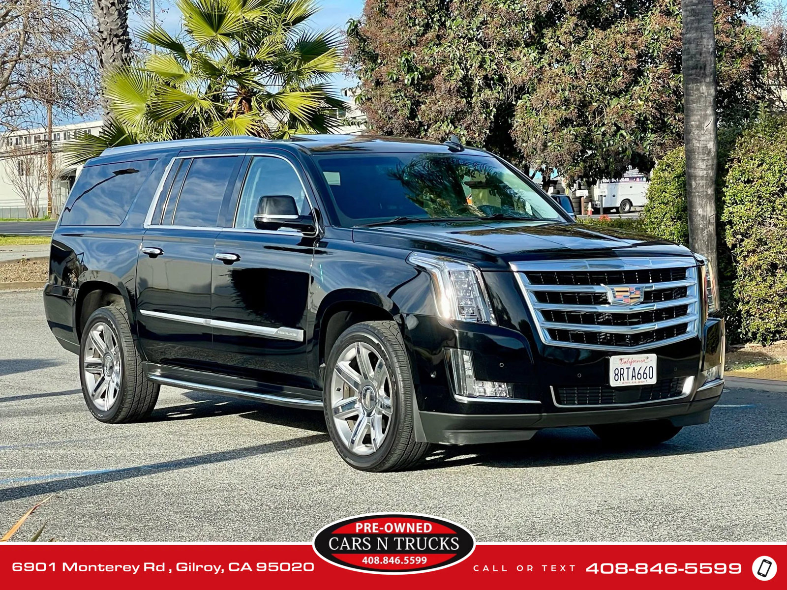 Used 2019 Cadillac Escalade ESV Premium Luxury image 32