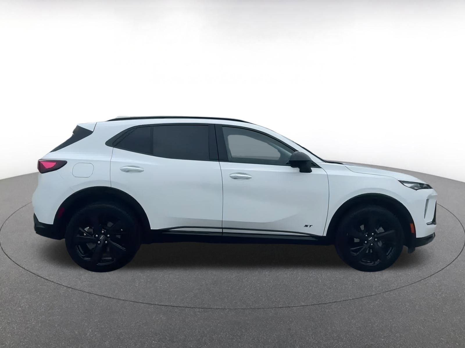 Used 2024 Buick Envision Sport Touring image 15