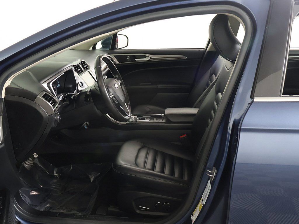Used 2019 Ford Fusion SEL image 24