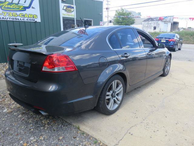 Used 2009 Pontiac G8 w/ Premium Package RWD image 7