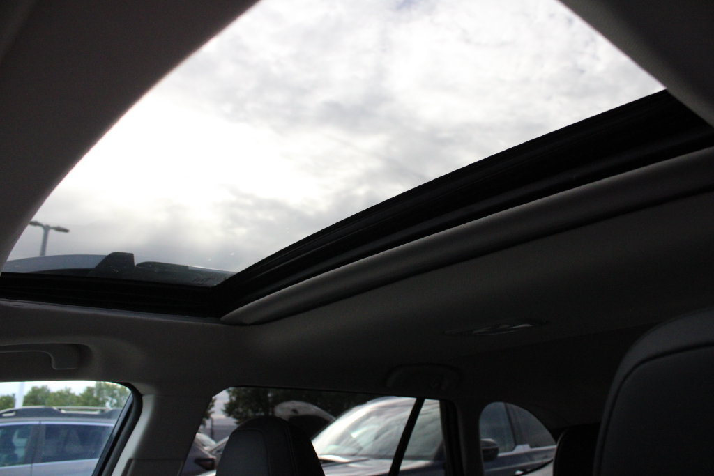 Used 2024 Subaru Outback Touring XT AWD/4WD image 6