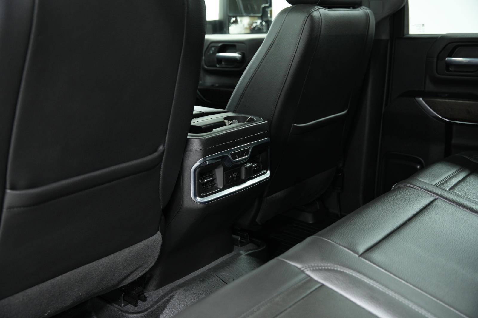 Used 2022 GMC Sierra 2500 Denali w/ Denali Ultimate Package image 21