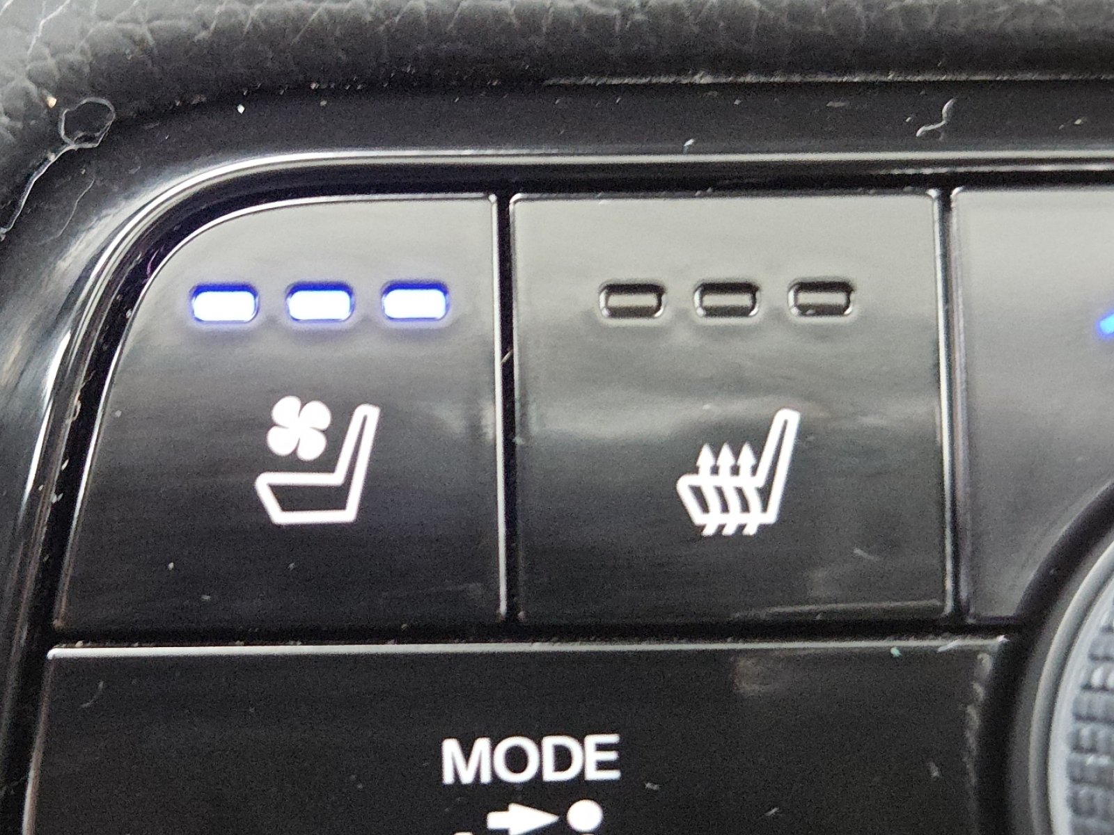 Used 2024 Honda Pilot Elite image 6