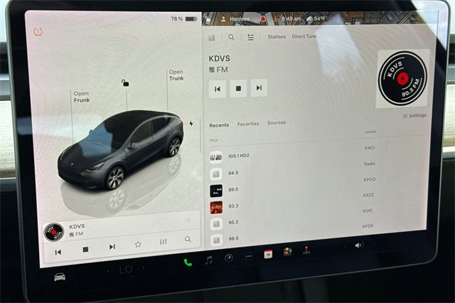Used 2022 Tesla Model Y Long Range image 25