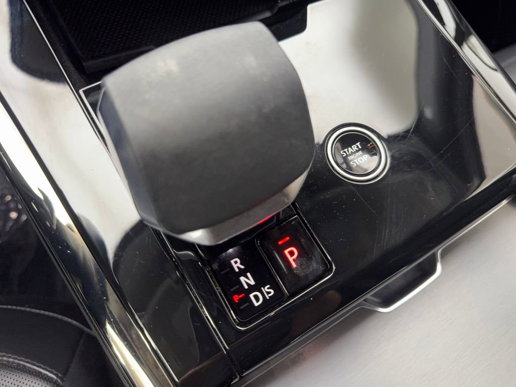 Used 2024 Land Rover Range Rover Sport SE image 63