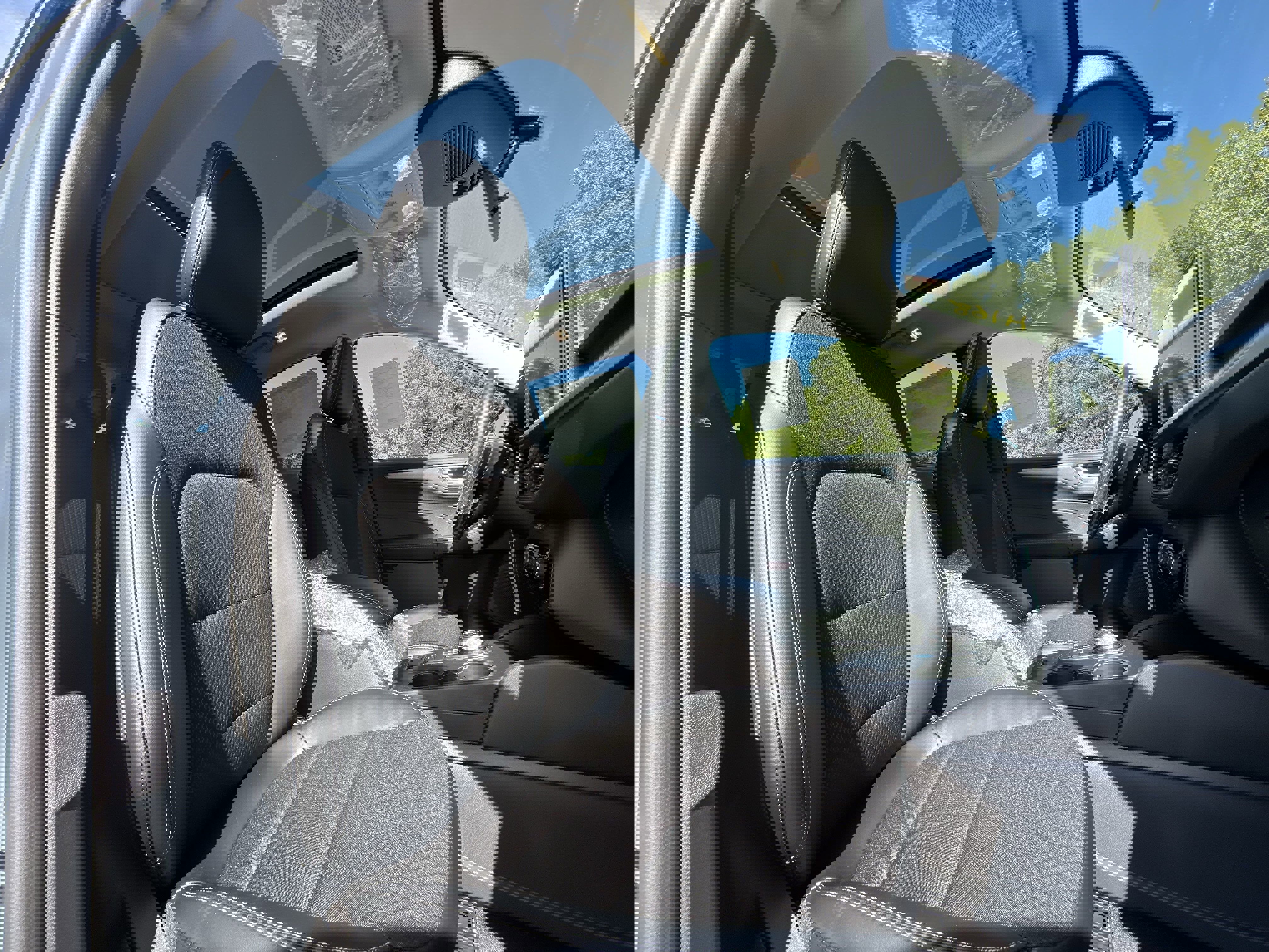 New 2025 Ford Escape SE image 33