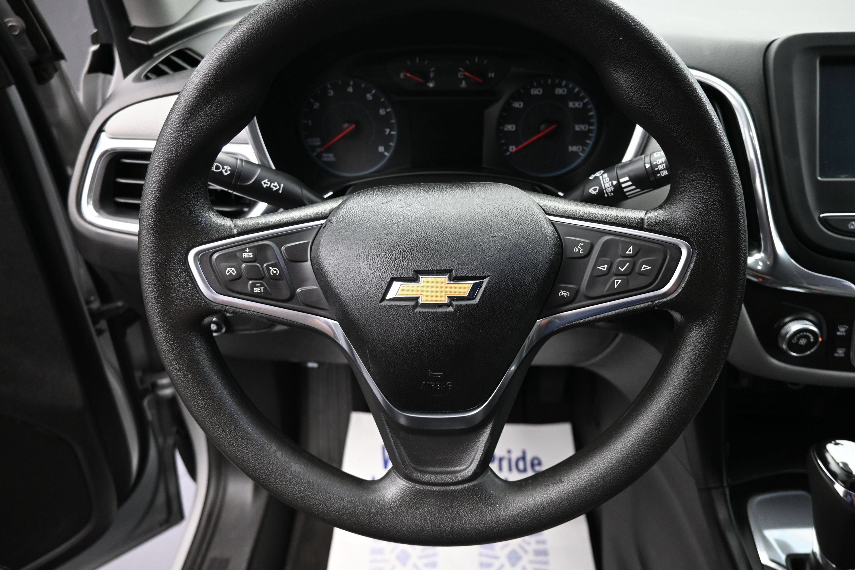 Used 2018 Chevrolet Equinox LS FWD image 12