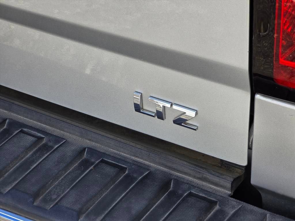 Used 2015 Chevrolet Silverado 1500 LTZ Z71 AWD/4WD image 16