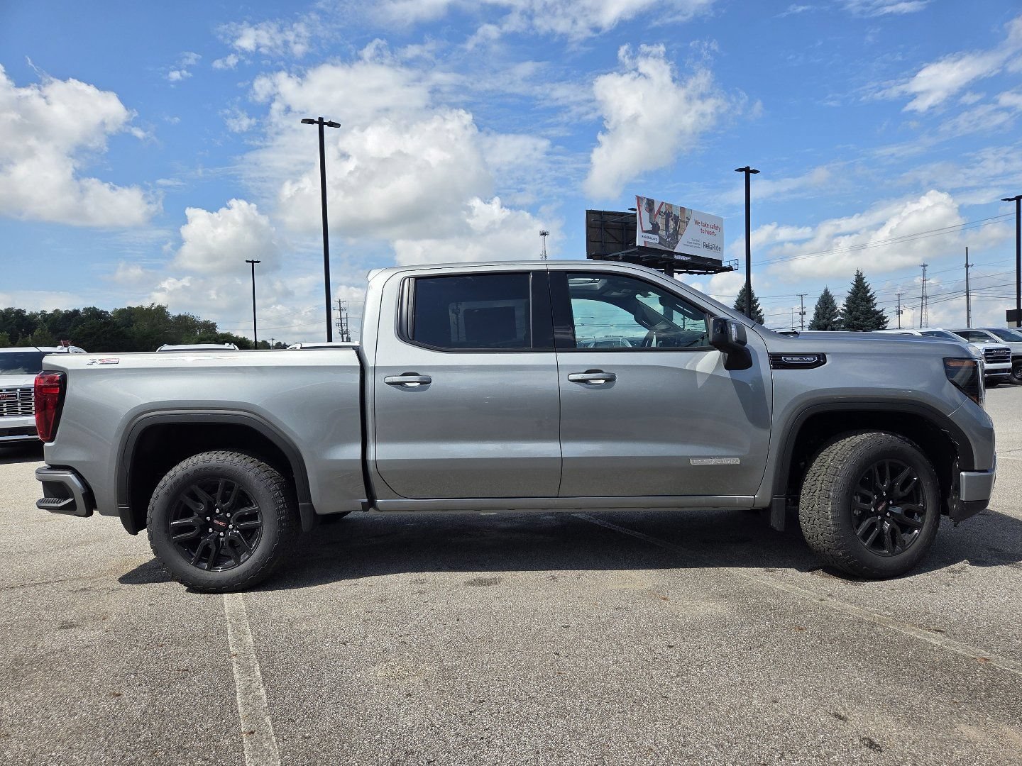 New 2026 GMC Sierra 1500 Elevation w/ Elevation Premium Package AWD/4WD image 21