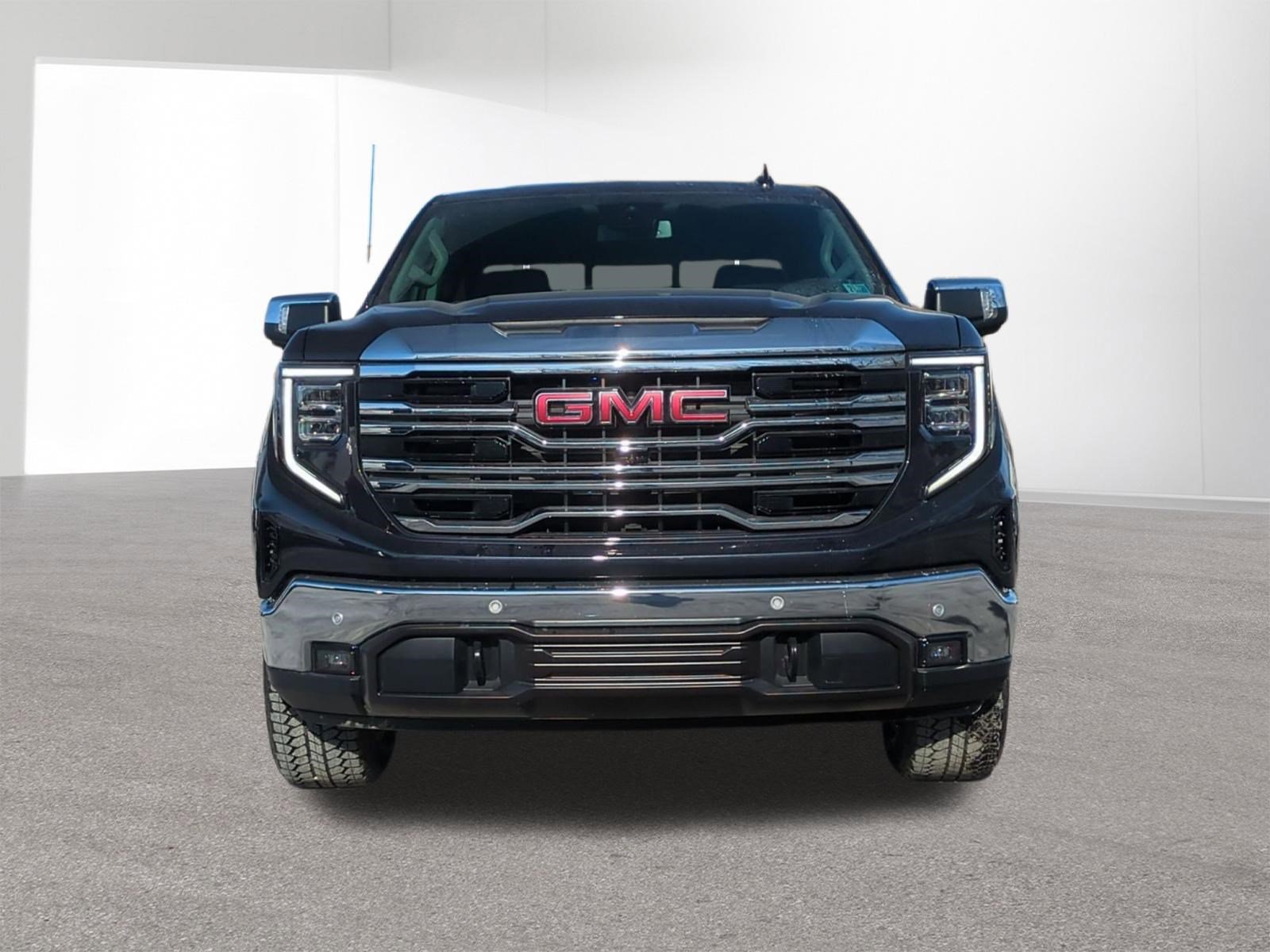 New 2026 GMC Sierra 1500 SLT w/ SLT Premium Plus Package image 2