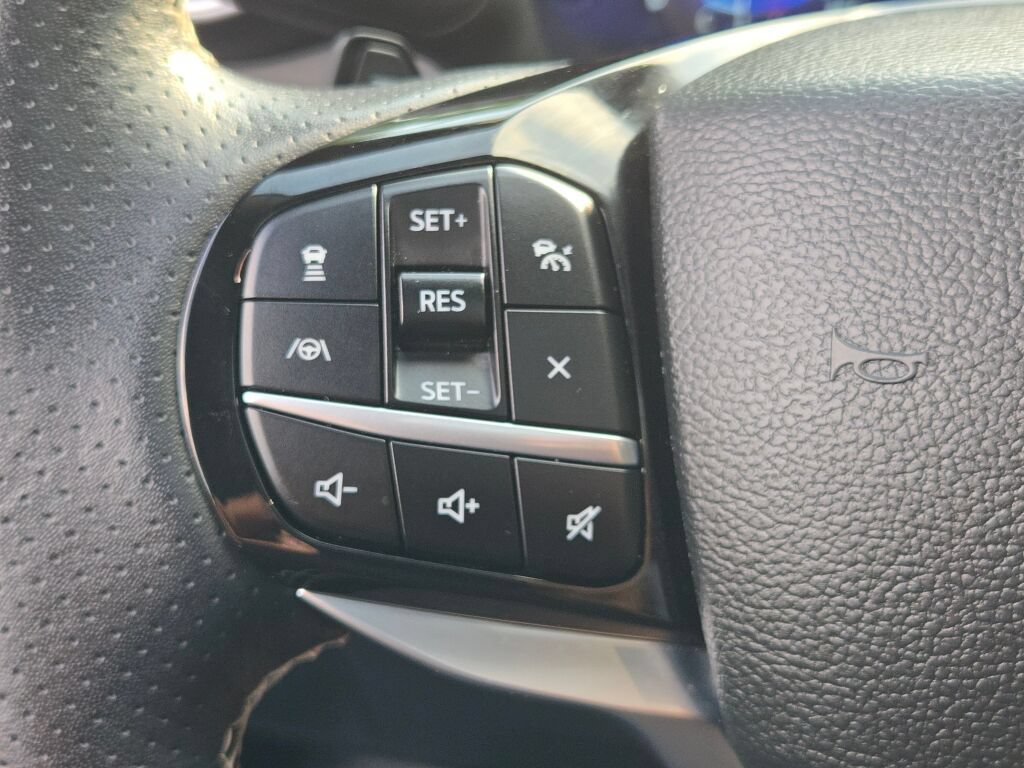 Used 2023 Ford Explorer ST w/ Equipment Group 401A AWD/4WD image 34