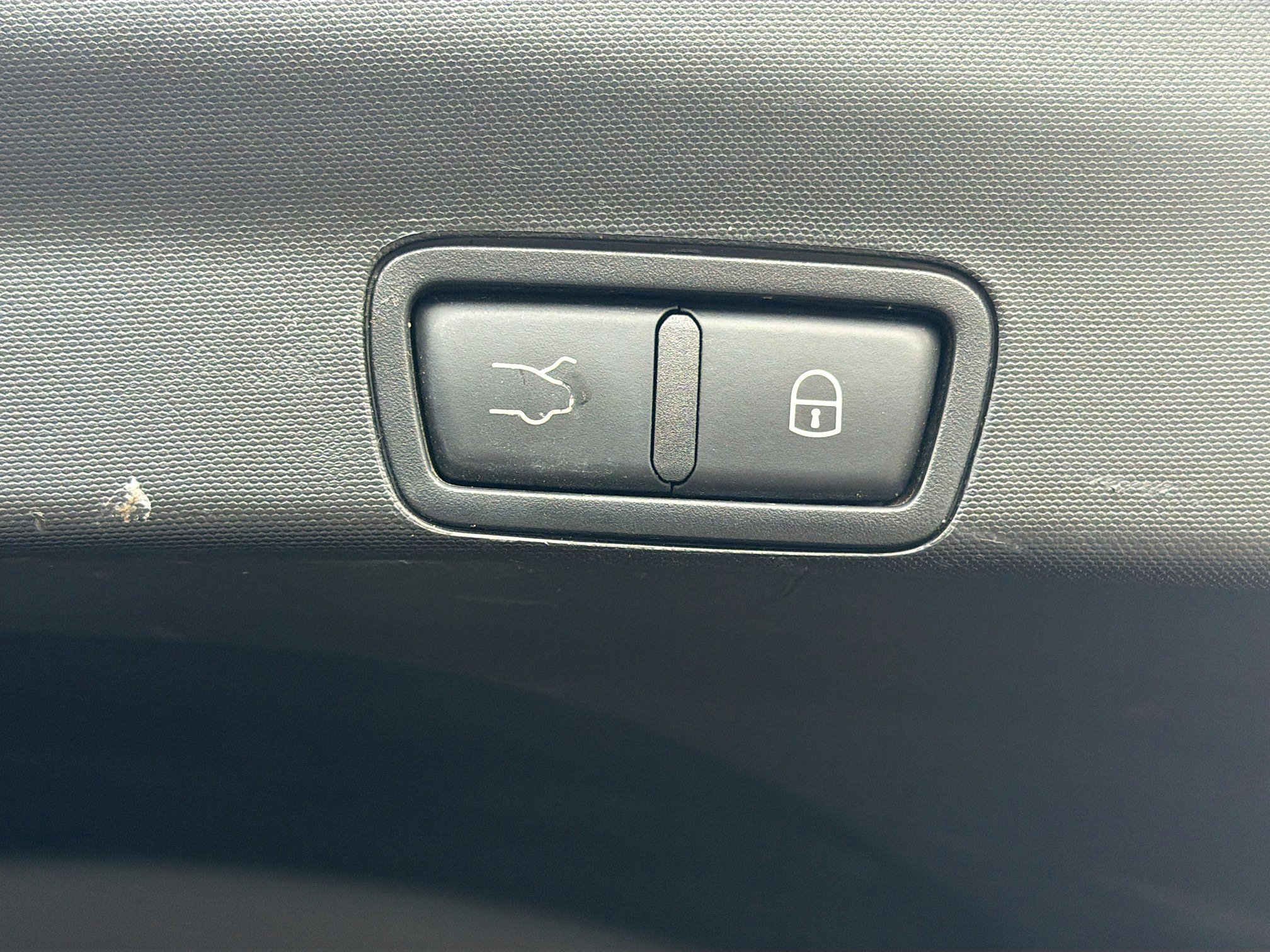 Used 2020 Alfa Romeo Stelvio Base image 14