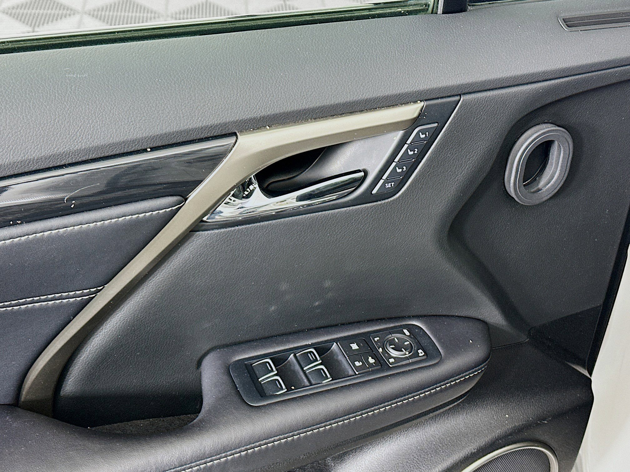 Used 2017 Lexus RX 350 AWD image 15