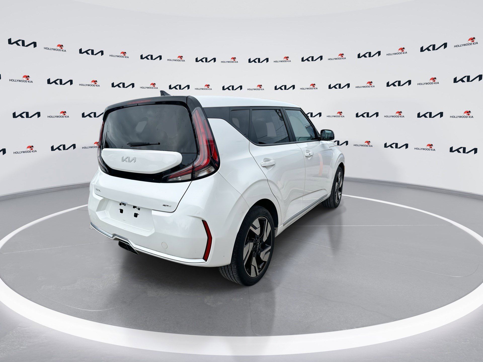 Certified 2024 Kia Soul GT-Line FWD image 8