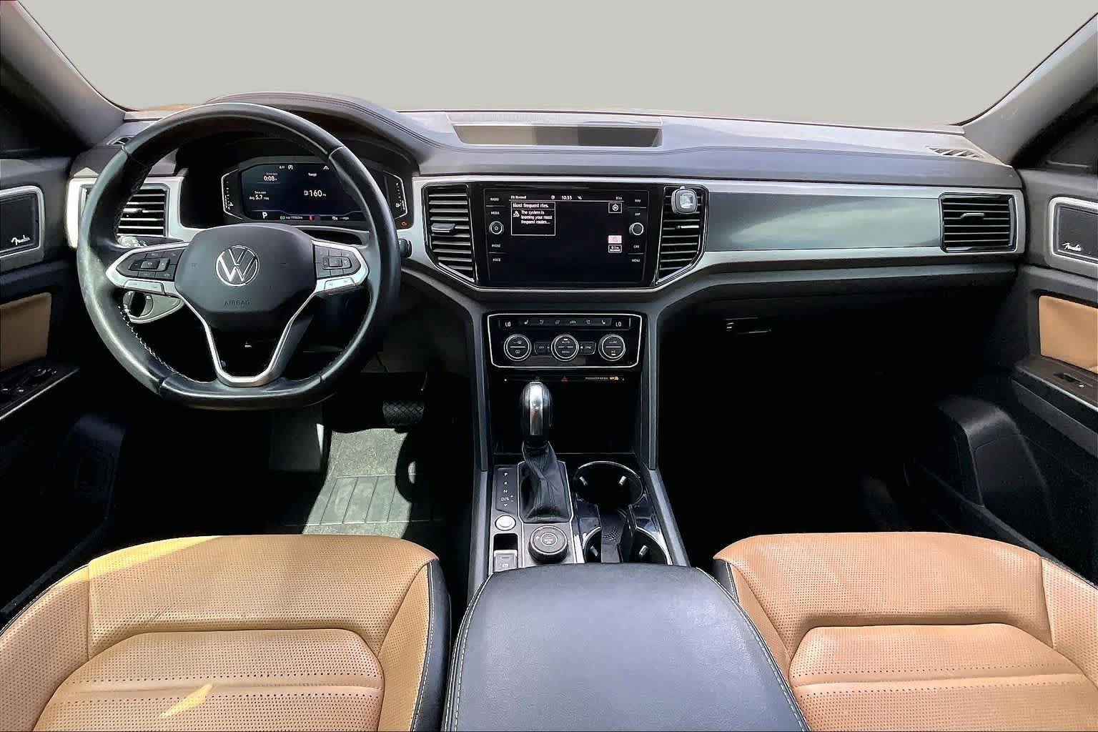 Used 2020 Volkswagen Atlas Cross Sport SEL Premium w/ Cross Sport MDO Package AWD/4WD image 15