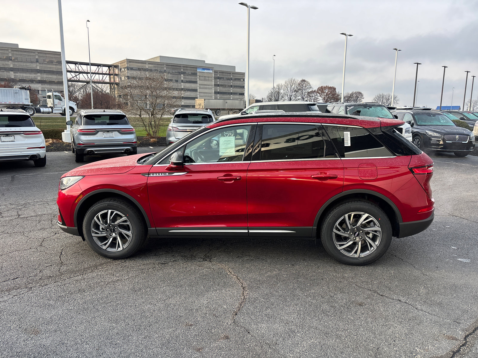 New 2026 Lincoln Corsair Premiere image 4