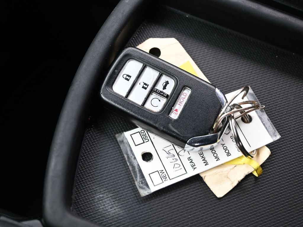 Used 2020 Honda Accord EX image 27