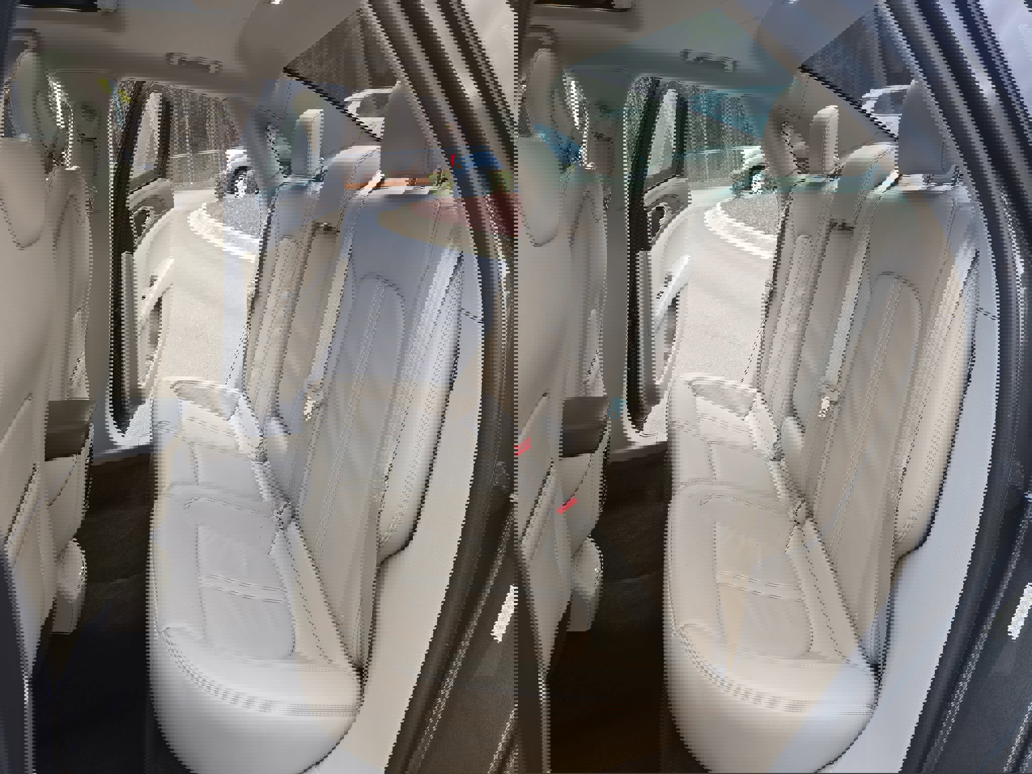 Used 2018 Lincoln MKZ Select w/ Technology Package image 15