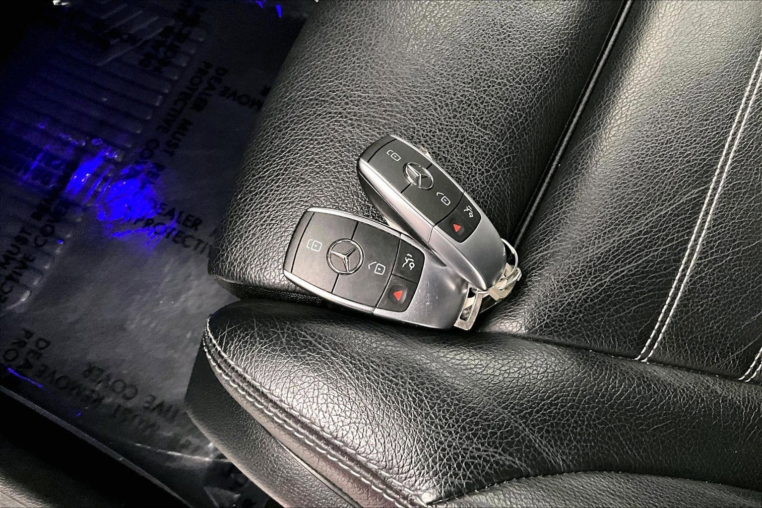 Used 2020 Mercedes-Benz GLC 300 image 12
